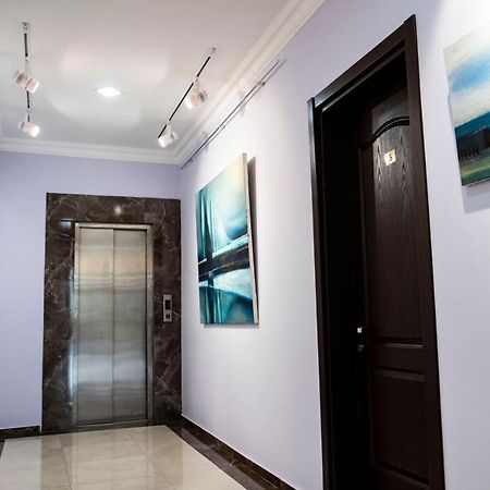Art Hotel Batoumi Extérieur photo