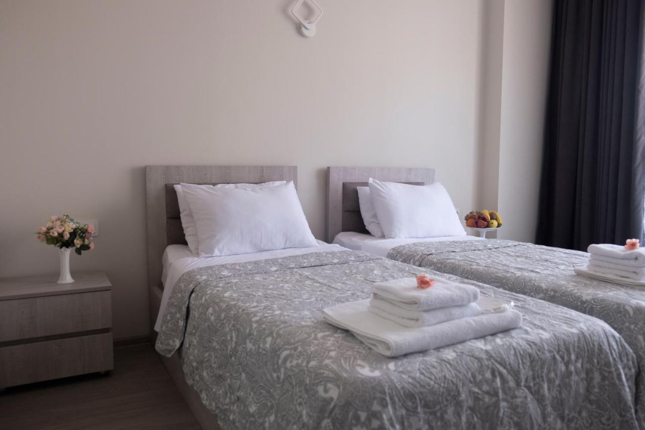 Art Hotel Batoumi Extérieur photo