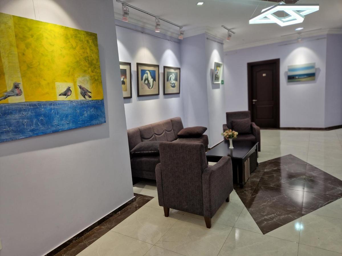 Art Hotel Batoumi Extérieur photo
