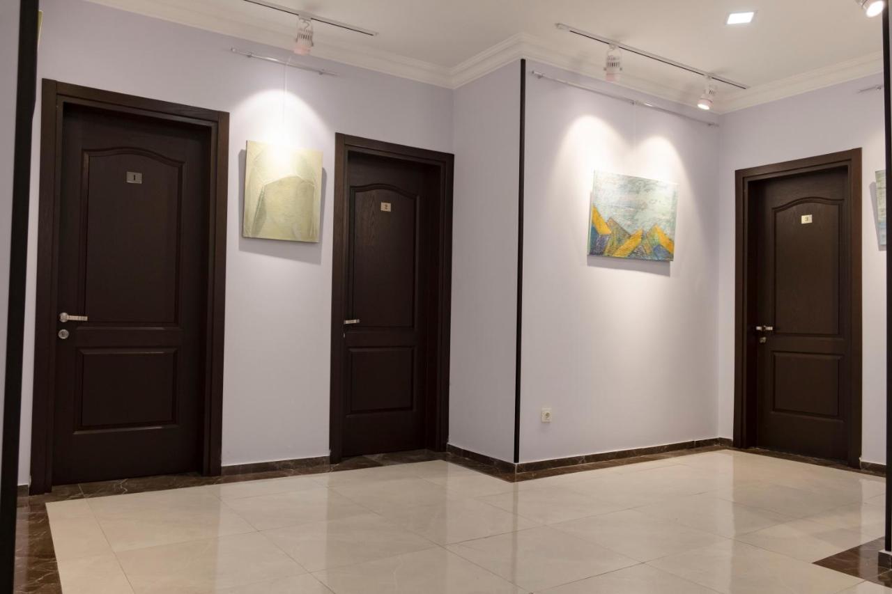 Art Hotel Batoumi Extérieur photo