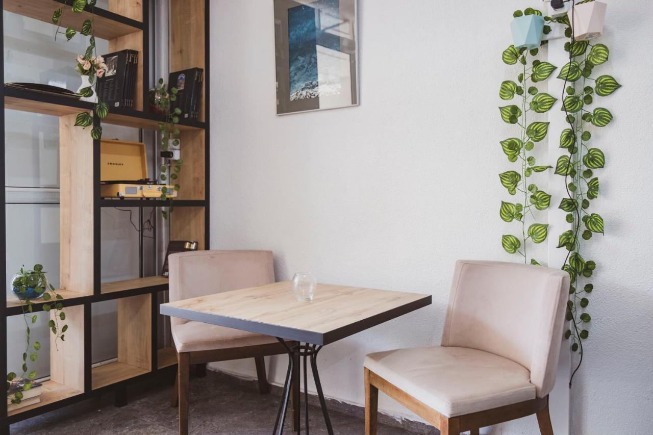 Art Hotel Batoumi Extérieur photo