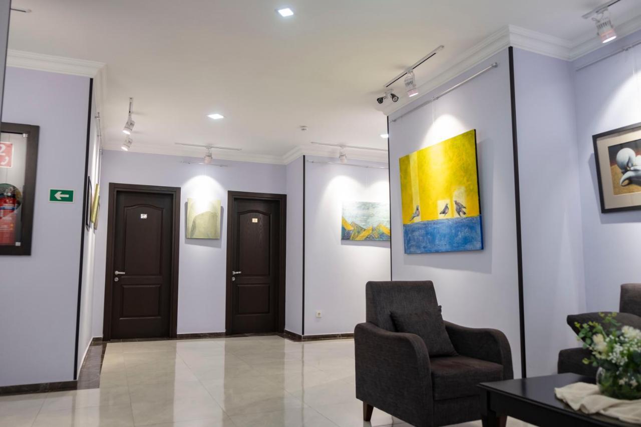 Art Hotel Batoumi Extérieur photo